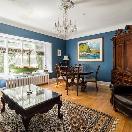 Monroe House Executive Guest Suites Saint-Jean de Terre-Neuve Extérieur photo