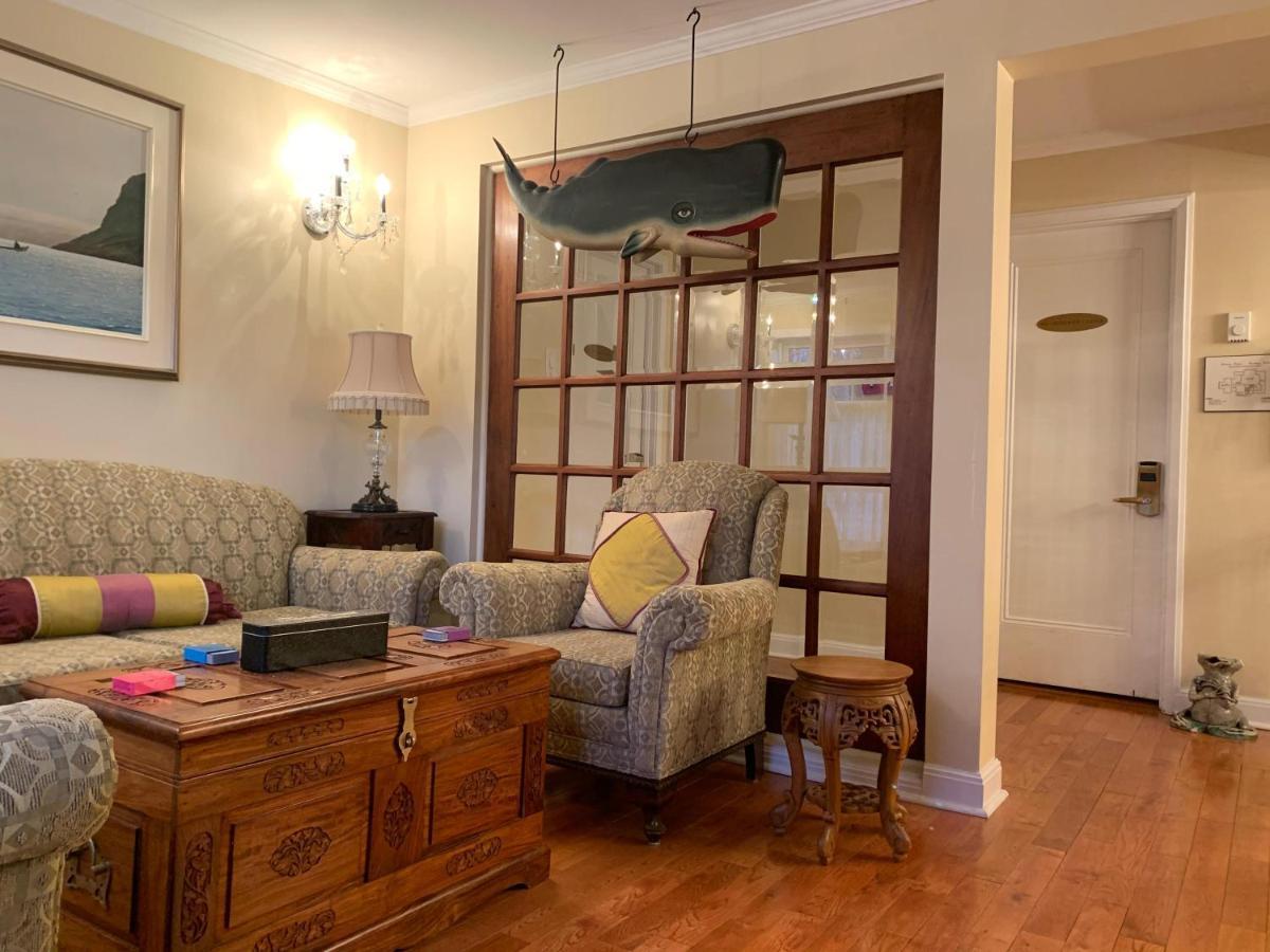 Monroe House Executive Guest Suites Saint-Jean de Terre-Neuve Extérieur photo