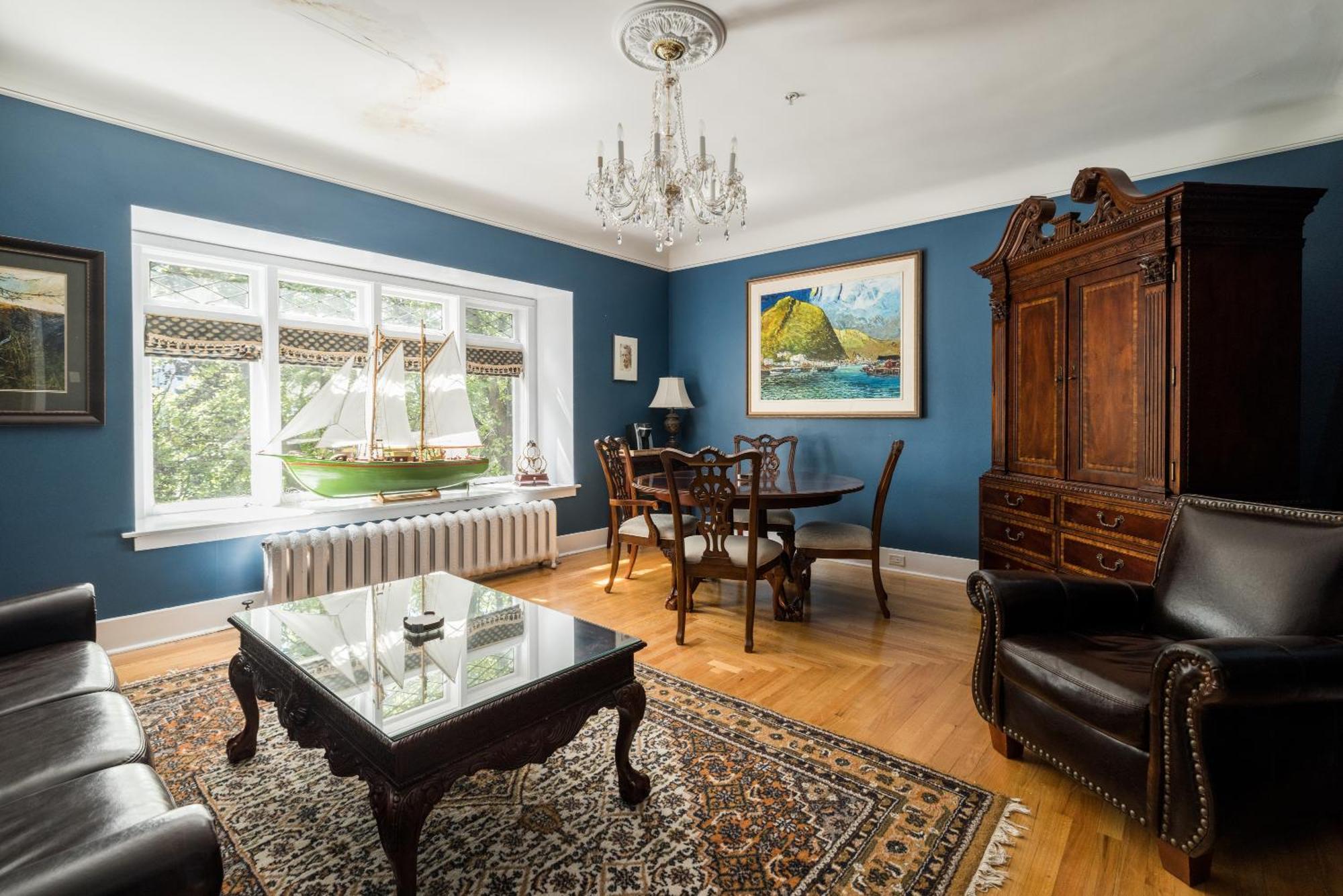 Monroe House Executive Guest Suites Saint-Jean de Terre-Neuve Extérieur photo